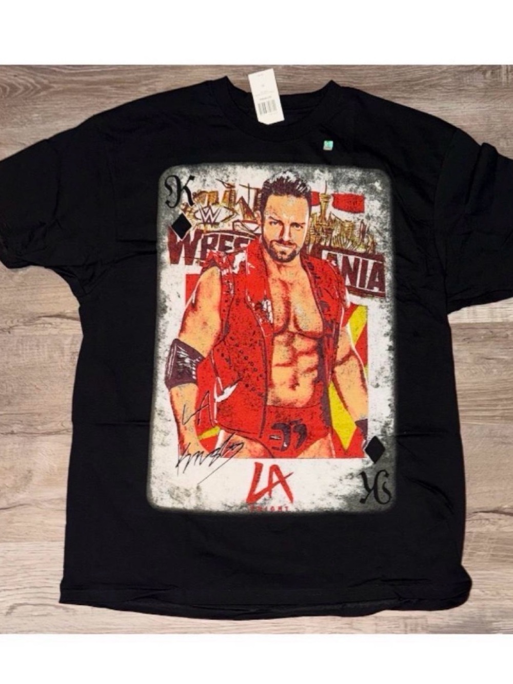 NWT Men's WWE LA Knight wrestlemania card Shirt Size XL